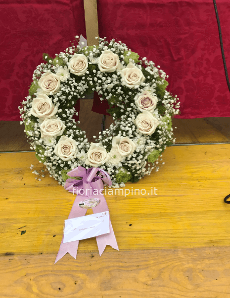 Corona funebre cm 40 senza gambe colore tonalità rosa.