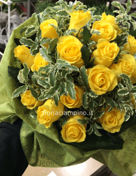 Bouquet di rose gialle.