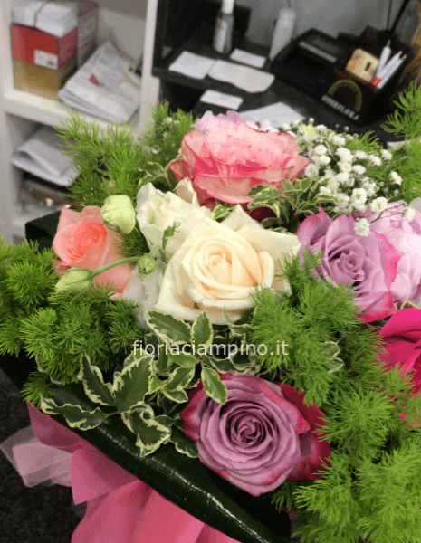 Bouquet di rose colori assortiti
